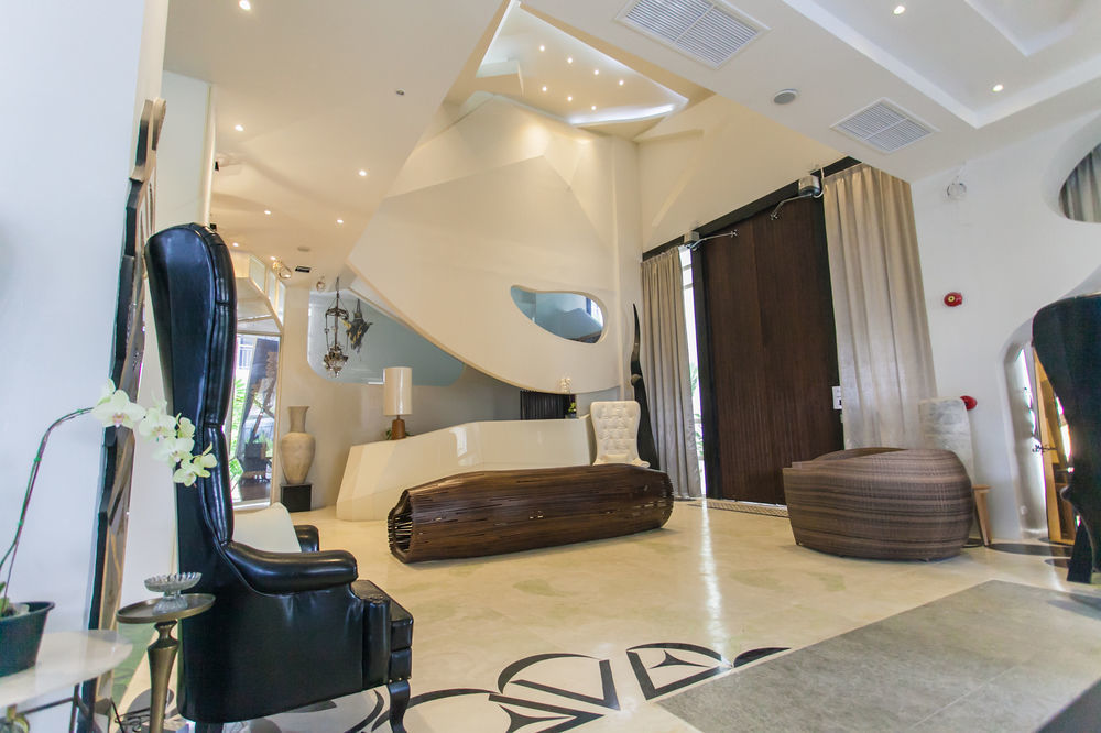 Icheck Inn Trams Square Chiang Mai Bagian luar foto