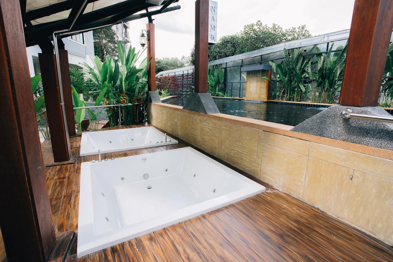 Icheck Inn Trams Square Chiang Mai Bagian luar foto