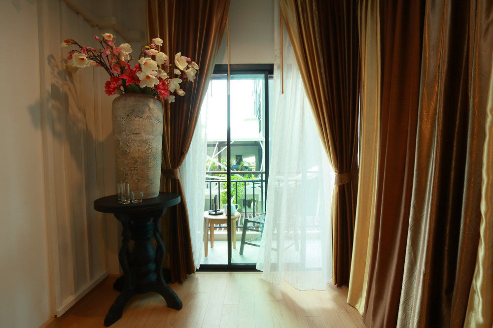 Icheck Inn Trams Square Chiang Mai Bagian luar foto