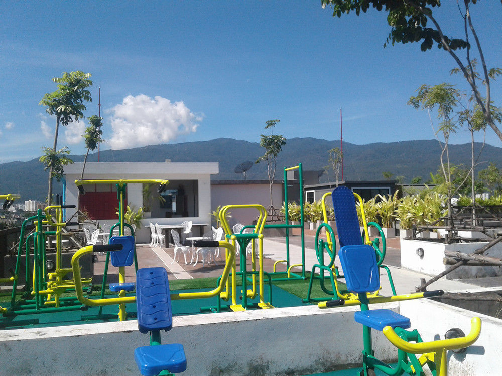 Icheck Inn Trams Square Chiang Mai Bagian luar foto